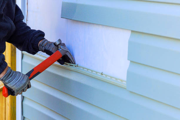 Reliable Siding Repair contractor in Martinsville, VA by Creative Siding